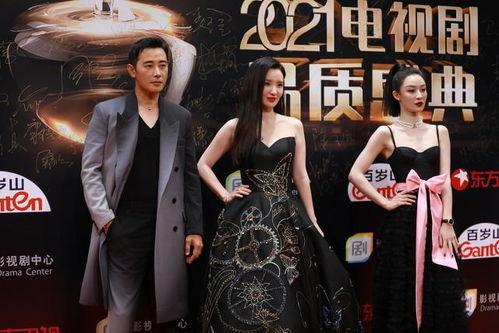 娱乐圈吃瓜合集网盘下载 =明星明星宣布新作,明星宣布新作，独家网盘下载大揭秘！