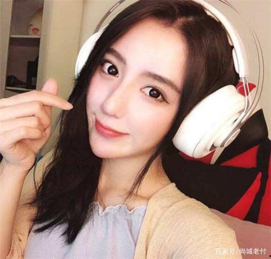 热门大瓜今日吃瓜娜娜视频 热门大瓜在线,娜娜视频揭秘，在线狂欢不停歇